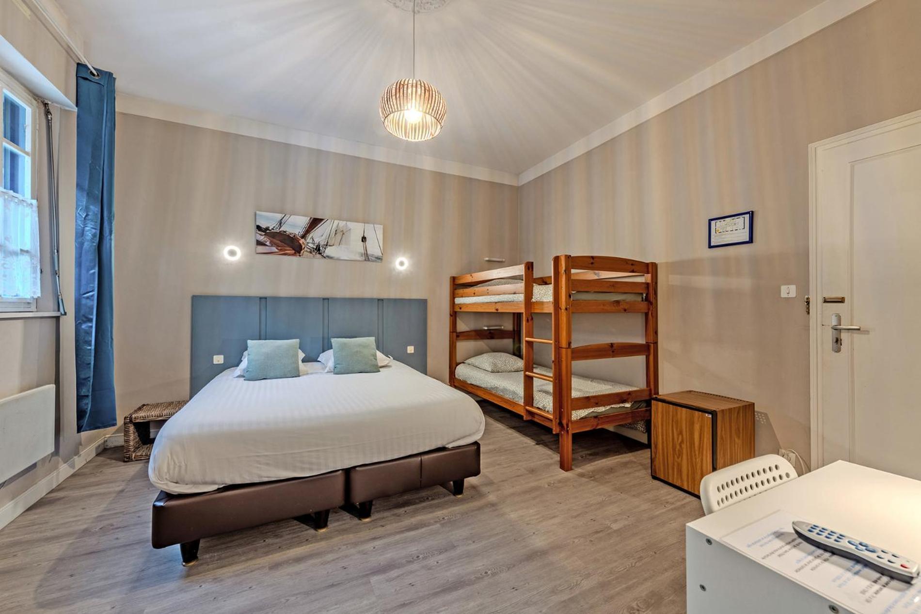 Logis Hotel De La Corniche ブレスト エクステリア 写真