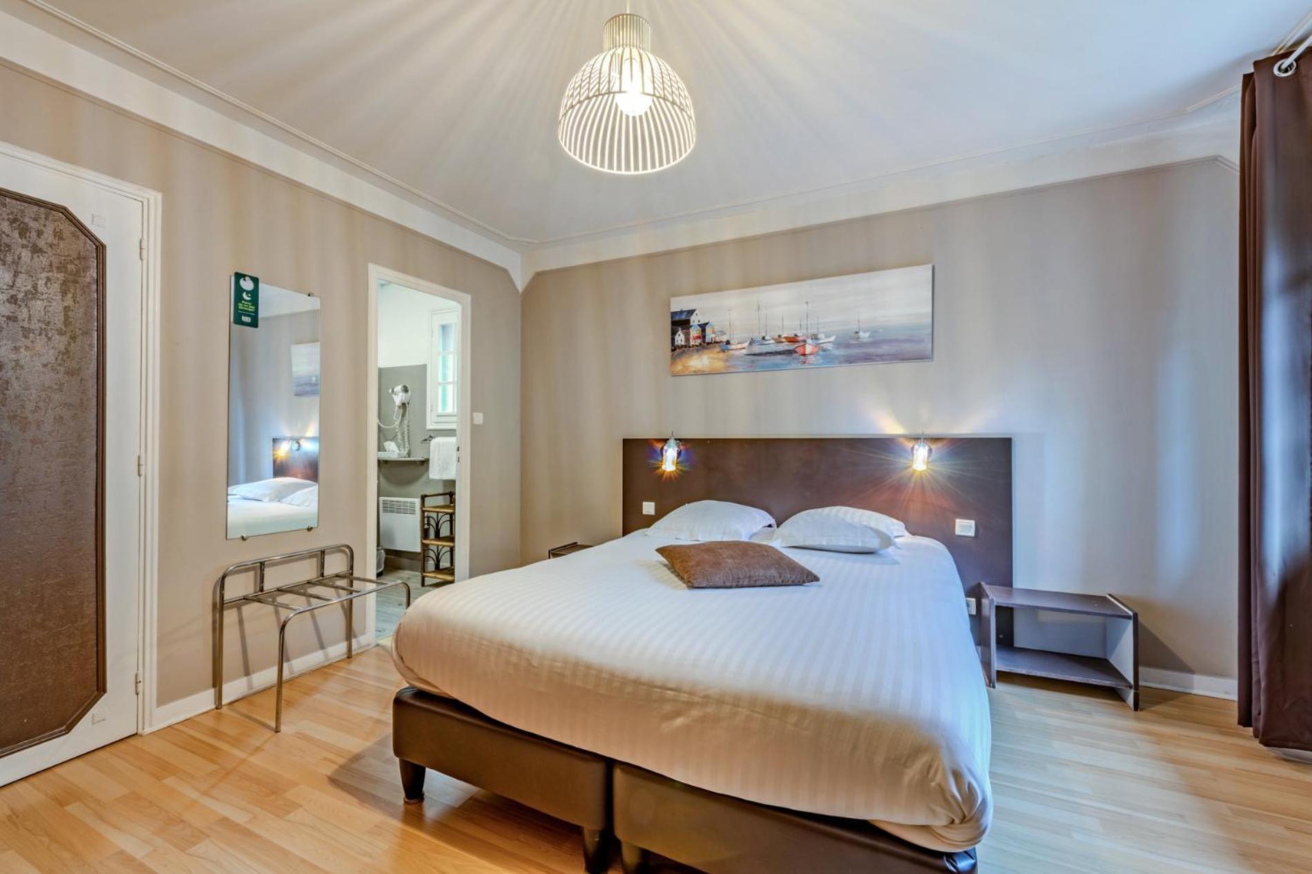 Logis Hotel De La Corniche ブレスト エクステリア 写真