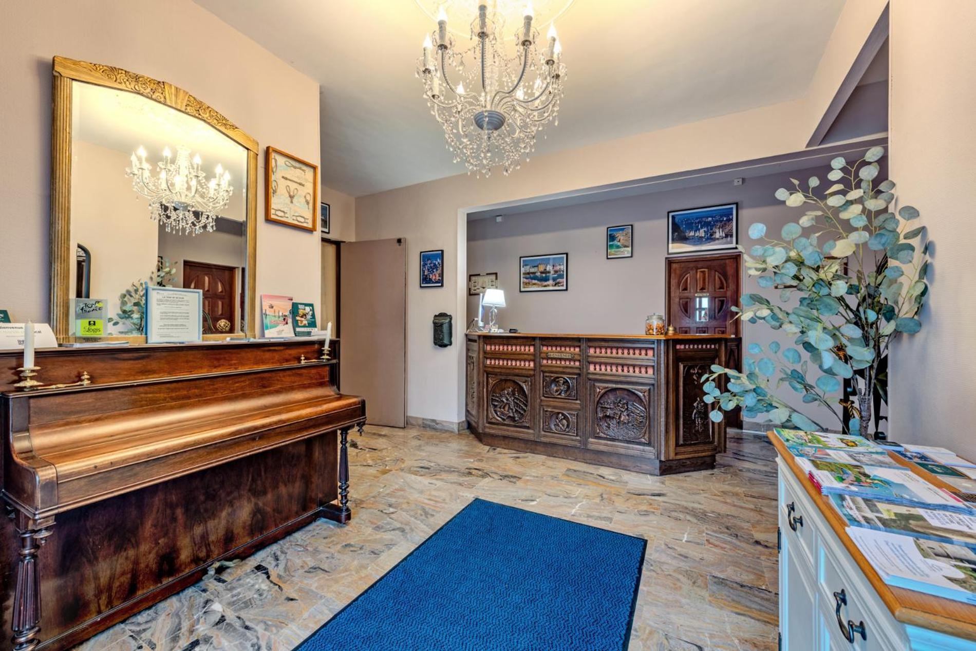 Logis Hotel De La Corniche ブレスト エクステリア 写真